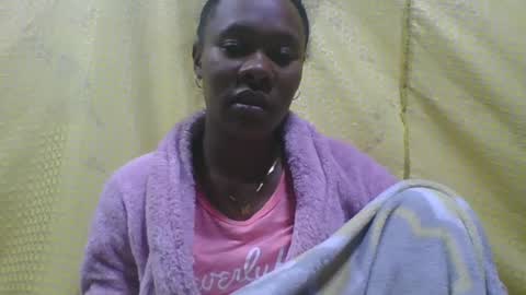 Snapshot of aimee982179 chatting on June 29, 2:28 pm aimee982179 online show from June 29, 2:28 pm