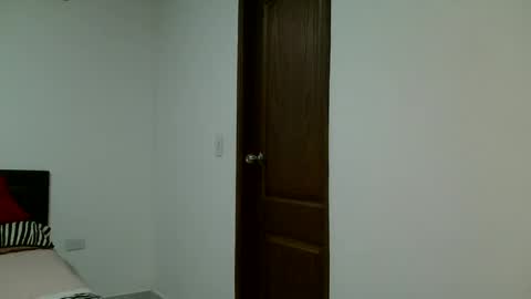 J  online show from September 14, 2:05 pm