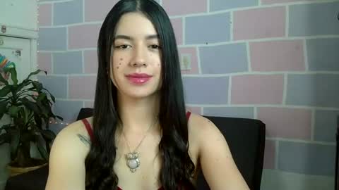 J  online show from July 12, 2:52 pm