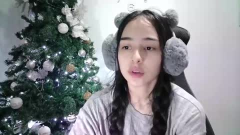 Snapshot of aineangeel chatting on January 22, 12:16 am AINE online show from January 22, 12:16 am