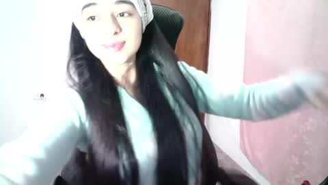 Snapshot of aineangeel chatting on September 24, 12:36 am AINE online show from September 24, 12:36 am