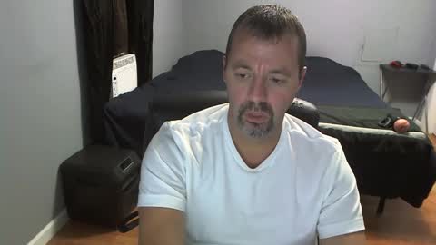 Snapshot of airbornelunsford39 chatting on October 3, 12:07 am Daddy online show from October 3, 12:07 am