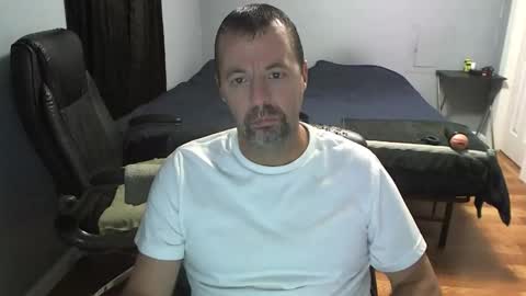 Snapshot of airbornelunsford39 chatting on November 21, 12:32 am Daddy online show from November 21, 12:32 am