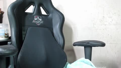 Leo  Airborn  Sir  Daddy online show from January 24, 9:06 am