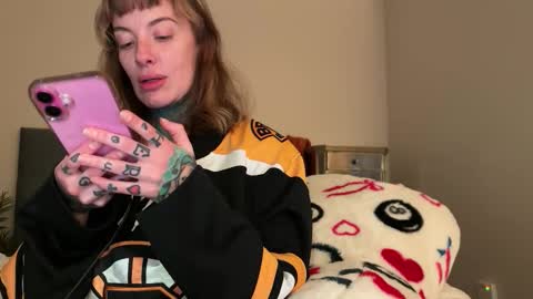 Airgead online show from January 10, 2:24 am