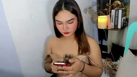 airy_lust online show from July 29, 12:20 am