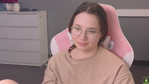 airyhill online show from February 8, 8:42 pm