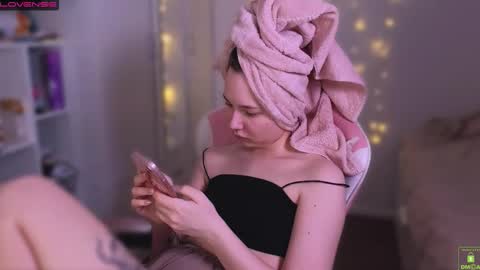 airyhill online show from January 9, 11:24 am