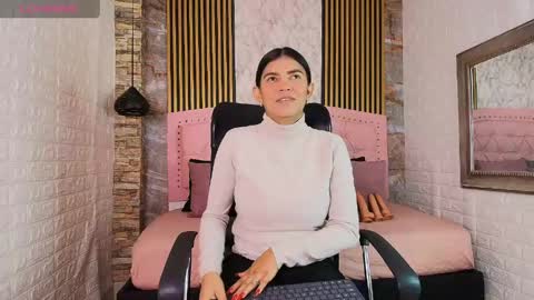 aisha__cambell online show from June 3, 10:18 am