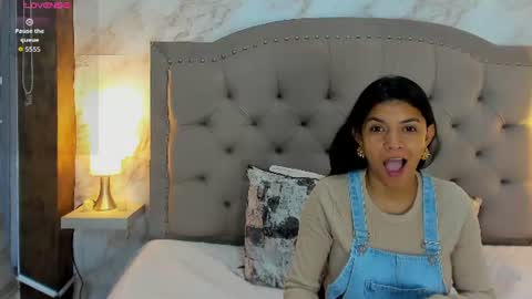 Snapshot of aisha__cambell chatting on July 6, 11:29 am aisha__cambell online show from July 6, 11:29 am