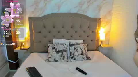 Snapshot of aisha__cambell chatting on July 12, 1:35 pm aisha__cambell online show from July 12, 1:35 pm