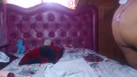 Snapshot of aisha_koswell3 chatting on January 15, 8:48 pm aisha koswell3 online show from January 15, 8:48 pm