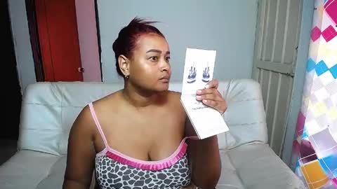 Snapshot of aisha_stacey0410 chatting on March 23, 3:16 pm aisha_stacey0410 online show from March 23, 3:16 pm