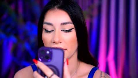 Snapshot of aishaaya chatting on January 7, 6:48 am Lora online show from January 7, 6:48 am