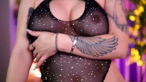 Snapshot of aishaaya chatting on January 13, 12:35 pm Lora online show from January 13, 12:35 pm