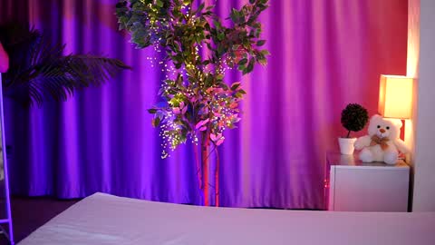 Snapshot of aishaaya chatting on January 17, 6:36 am Lora online show from January 17, 6:36 am