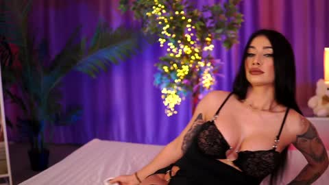 Snapshot of aishaaya chatting on February 3, 9:30 am Lora online show from February 3, 9:30 am