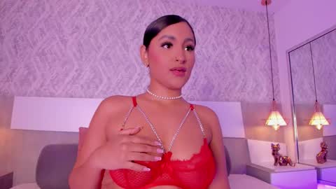 Snapshot of aishapeyton chatting on December 15, 2:27 am Aisha online show from December 15, 2:27 am