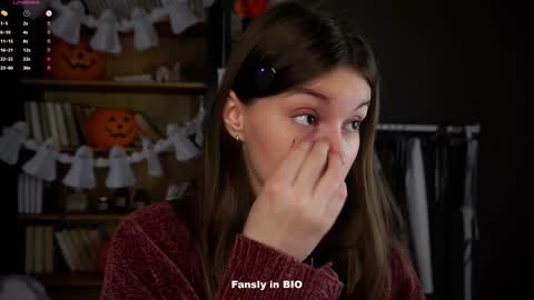 Snapshot of aislyfarran chatting on October 29, 1:08 am Aliza online show from October 29, 1:08 am