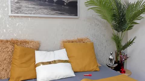 little aitana  online show from January 4, 6:19 pm