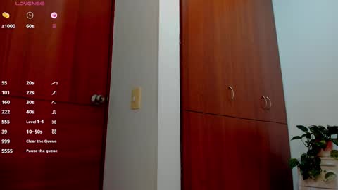 Snapshot of aitanaa1_ chatting on February 24, 3:23 am Aitana online show from February 24, 3:23 am