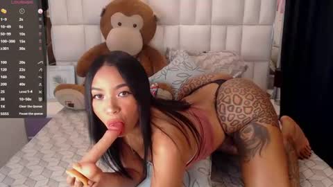 Snapshot of aiuny_queens chatting on July 28, 9:58 pm A I U N Y online show from July 28, 9:58 pm