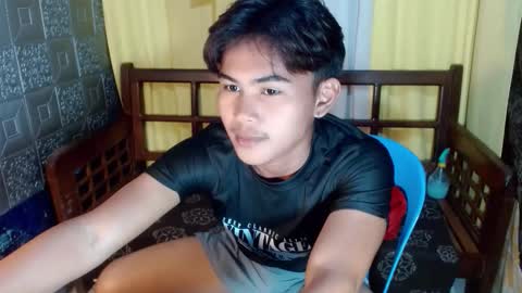 aivanboyyy online show from April 7, 1:22 pm