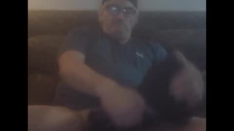 ajames6961 online show from May 12, 1:19 pm