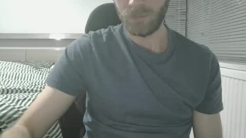 Snapshot of ajc393 chatting on February 4, 9:42 pm ajc393 online show from February 4, 9:42 pm