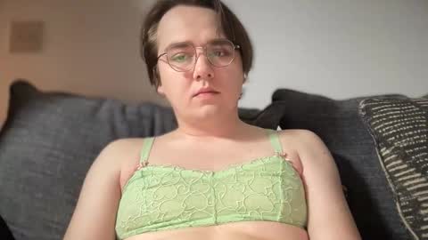 JullieBelleLemons online show from March 3, 12:17 am