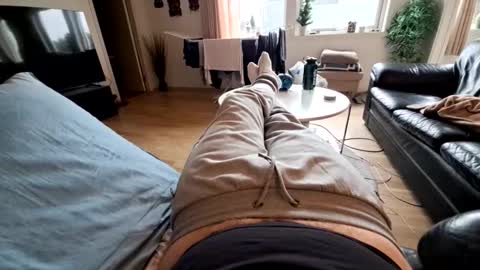 ak_2 online show from March 13, 9:27 am