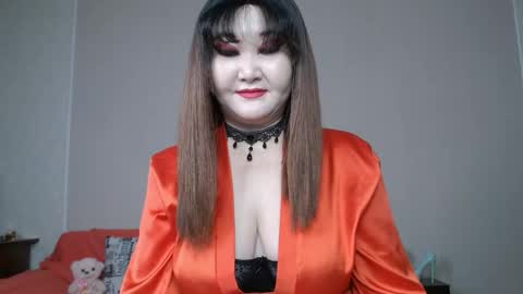 Shelly online show from November 23, 3:28 am