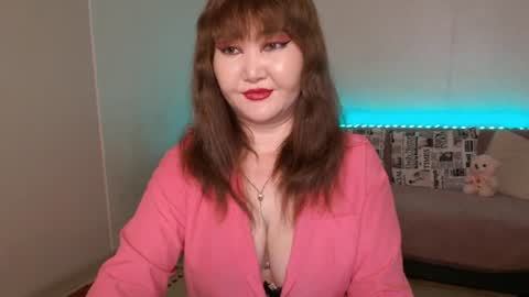 Shelly online show from June 14, 5:04 pm