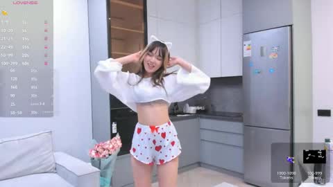 Snapshot of akari_star chatting on June 7, 12:15 am Akari online show from June 7, 12:15 am