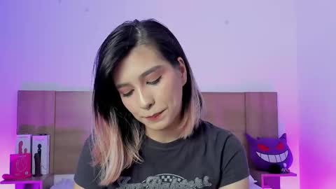 Snapshot of akatsumi_ chatting on November 8, 9:24 pm Akartsumi online show from November 8, 9:24 pm