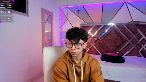 akazaboy online show from January 15, 4:36 am