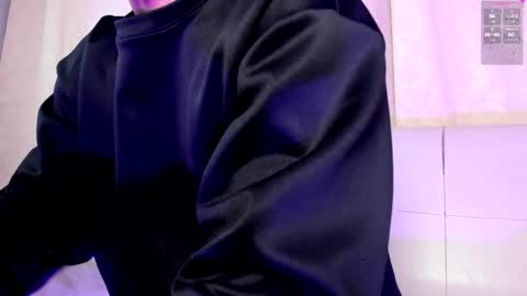 akazaboy online show from May 31, 4:53 am