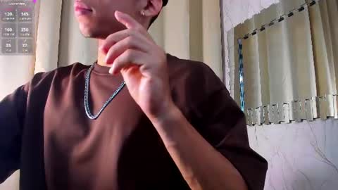 akazaboy online show from July 29, 5:49 am
