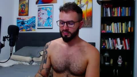 akiles online show from October 9, 11:03 pm
