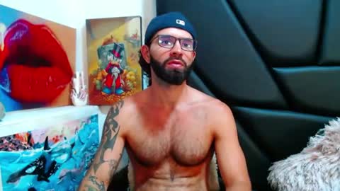 akiles online show from July 29, 11:47 pm