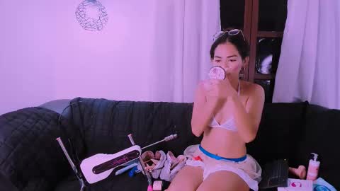 Snapshot of akira_hime chatting on September 24, 3:10 am Akira online show from September 24, 3:10 am