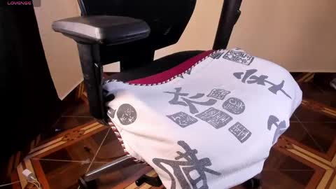 Snapshot of akira_tattoo chatting on May 9, 12:10 pm Akira online show from May 9, 12:10 pm