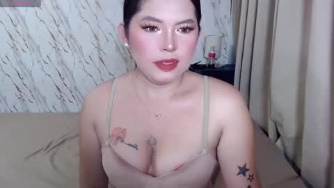 Snapshot of akiragirl_ chatting on June 4, 9:10 pm akiragirl_ online show from June 4, 9:10 pm