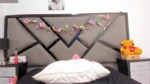 Kira online show from June 11, 12:32 am