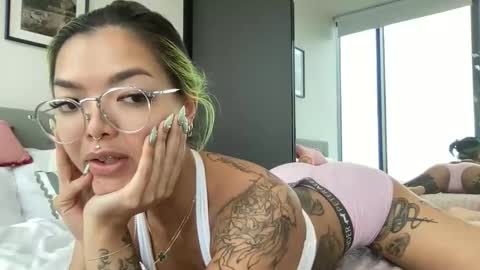 Akira Zay online show from March 16, 5:02 am