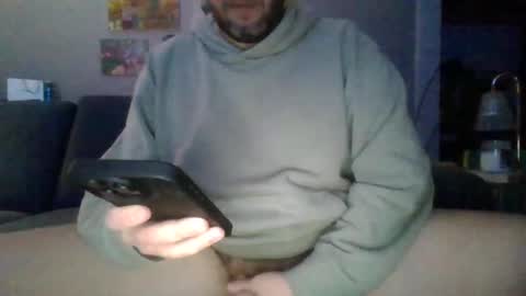 Snapshot of akpchi1984 chatting on January 10, 7:46 am akpchi1984 online show from January 10, 7:46 am