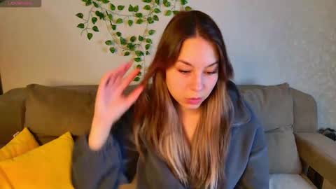 Al1ice online show from November 28, 1:19 am