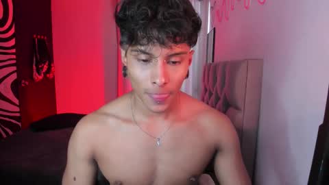 Ander uwu online show from December 4, 8:39 pm