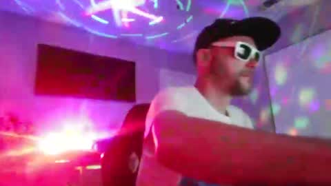 alabamacrazy85 online show from January 10, 9:44 am