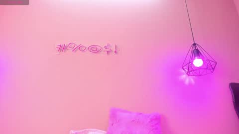 Alahia  online show from February 3, 3:06 pm